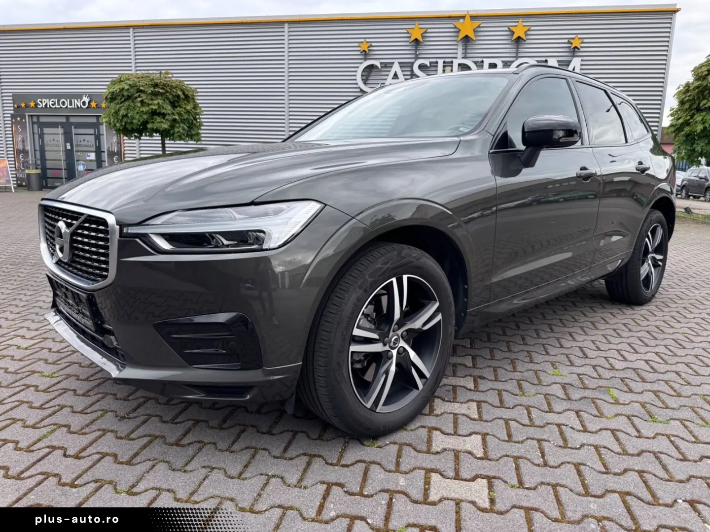 VOLVO XC60 B5 R-Design - 360-CAM   BLIS   NAVI   F-LED