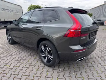 VOLVO XC60 B5 R-Design - 360-CAM   BLIS   NAVI   F-LED