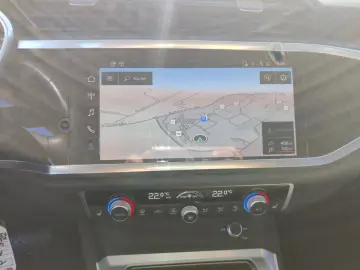 AUDI Q3 45 TFSI e S-Tronic  Matrix  AHK  ACC  RFK  Na