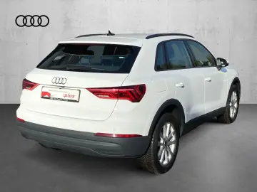 AUDI Q3 45 TFSIe  LED Navi RFK Connect