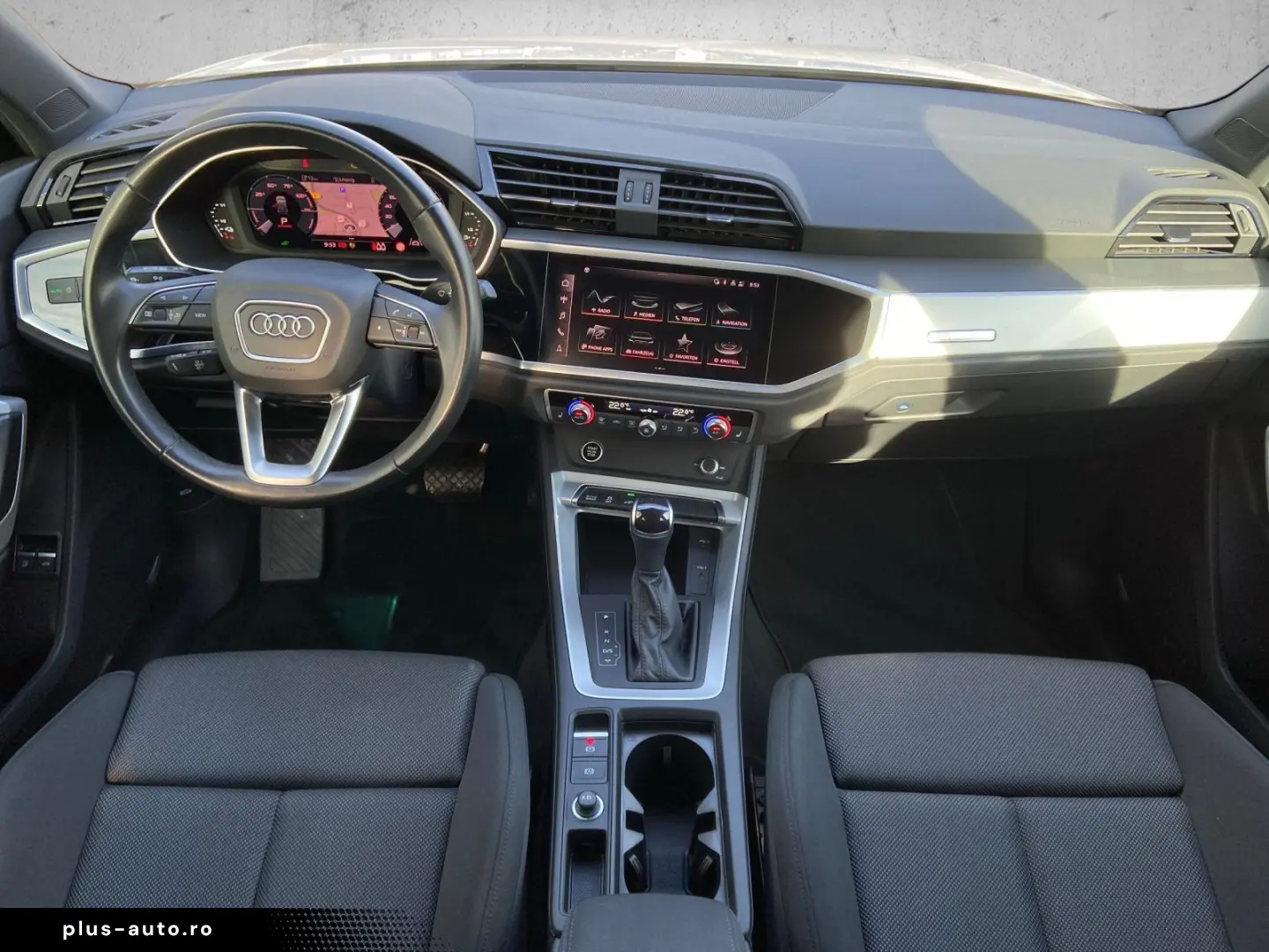 AUDI Q3 45 TFSIe  LED Navi RFK Connect