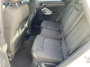 AUDI Q3 45 TFSIe  LED Navi RFK Connect