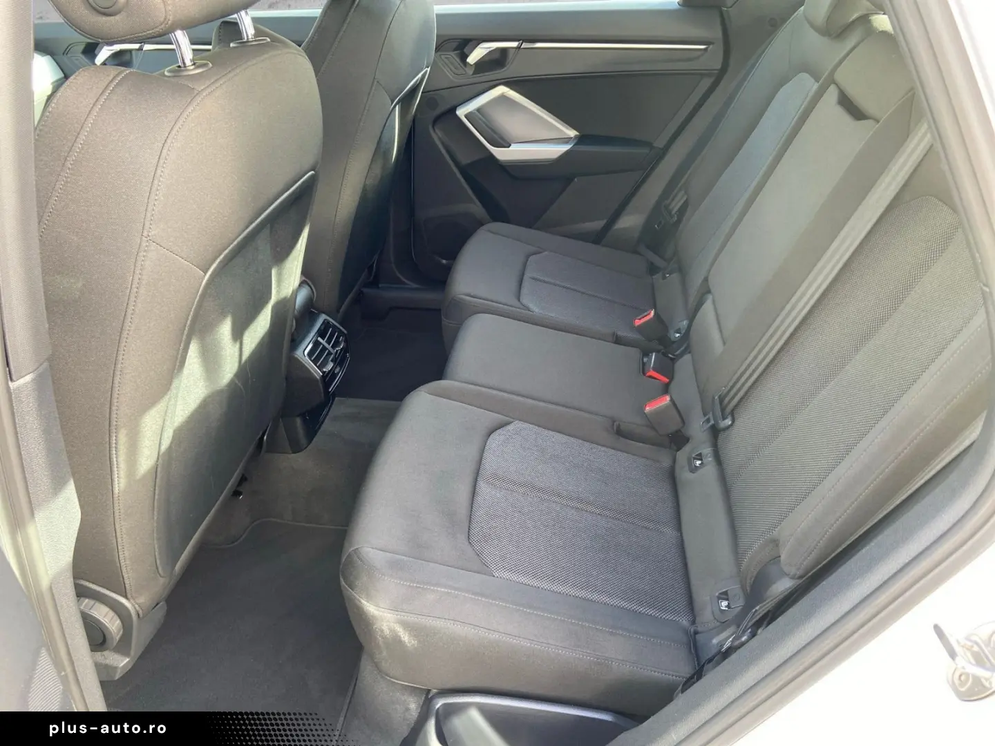 AUDI Q3 45 TFSIe  LED Navi RFK Connect