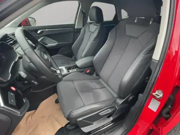 AUDI Q3 SB 45 TFSI e S line LED Navi Alcantara AHK