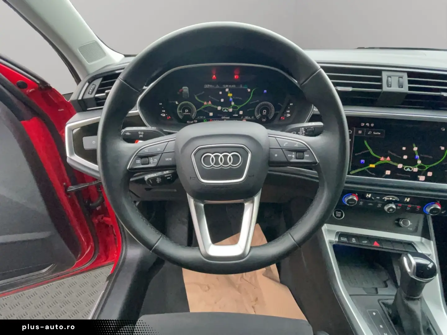 AUDI Q3 SB 45 TFSI e S line LED Navi Alcantara AHK