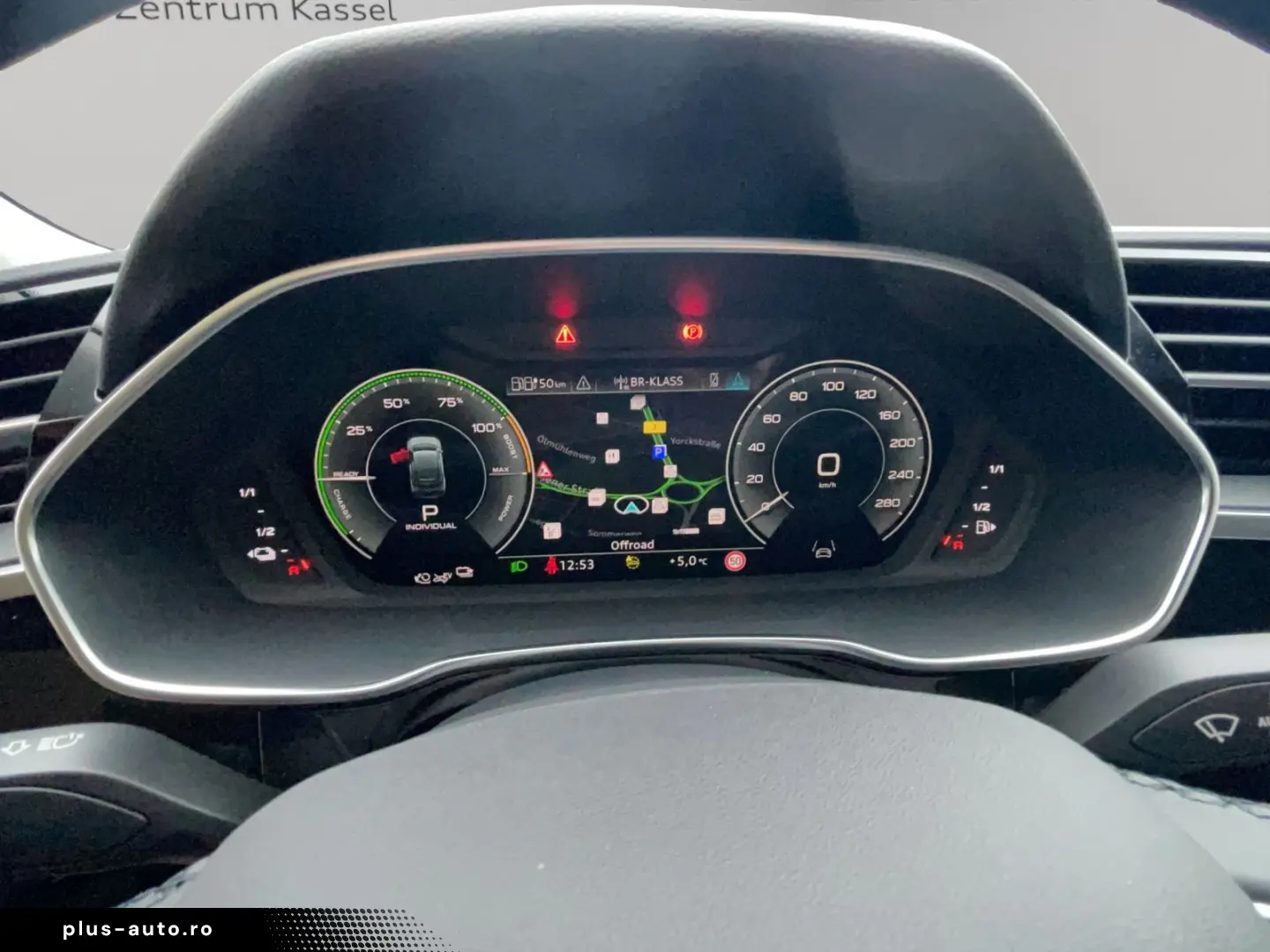 AUDI Q3 SB 45 TFSI e S line LED Navi Alcantara AHK