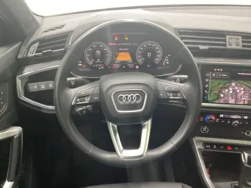 AUDI Q3 Sportback S line 45 TFSI e Kamera Panorama Na