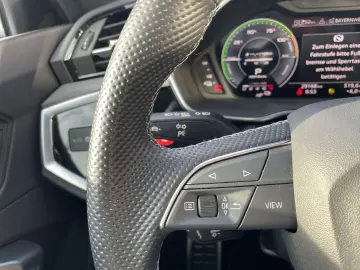 AUDI Q3 Sportback 45 TFSI e Matrix SONOS Kamera Leder