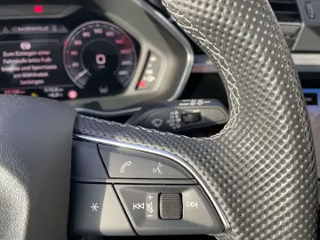 AUDI Q3 Sportback 45 TFSI e Matrix SONOS Kamera Leder