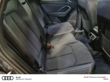 AUDI Q3 S-Line 45 TFSIe ACC AHK MATRIX-LED CARPLAY