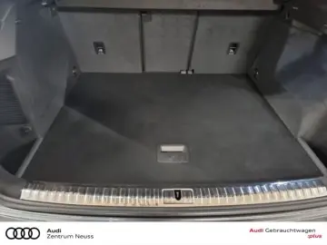 AUDI Q3 S-Line 45 TFSIe ACC AHK MATRIX-LED CARPLAY