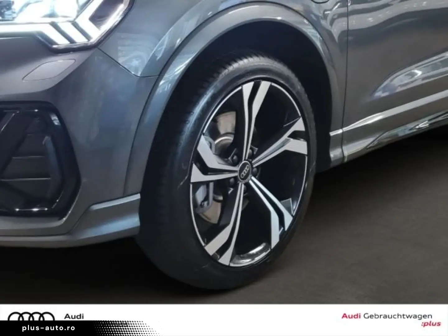 AUDI Q3 S-Line 45 TFSIe ACC AHK MATRIX-LED CARPLAY