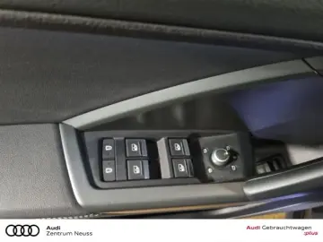 AUDI Q3 S-Line 45 TFSIe ACC AHK MATRIX-LED CARPLAY