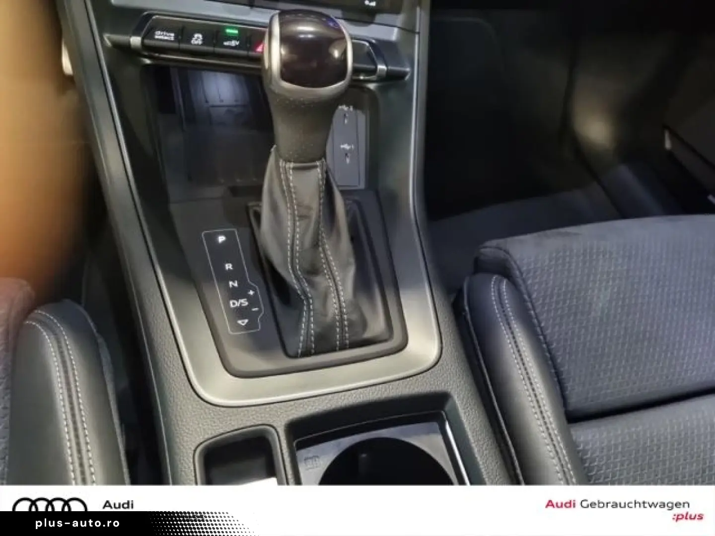 AUDI Q3 S-Line 45 TFSIe ACC AHK MATRIX-LED CARPLAY