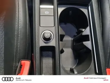 AUDI Q3 S-Line 45 TFSIe ACC AHK MATRIX-LED CARPLAY