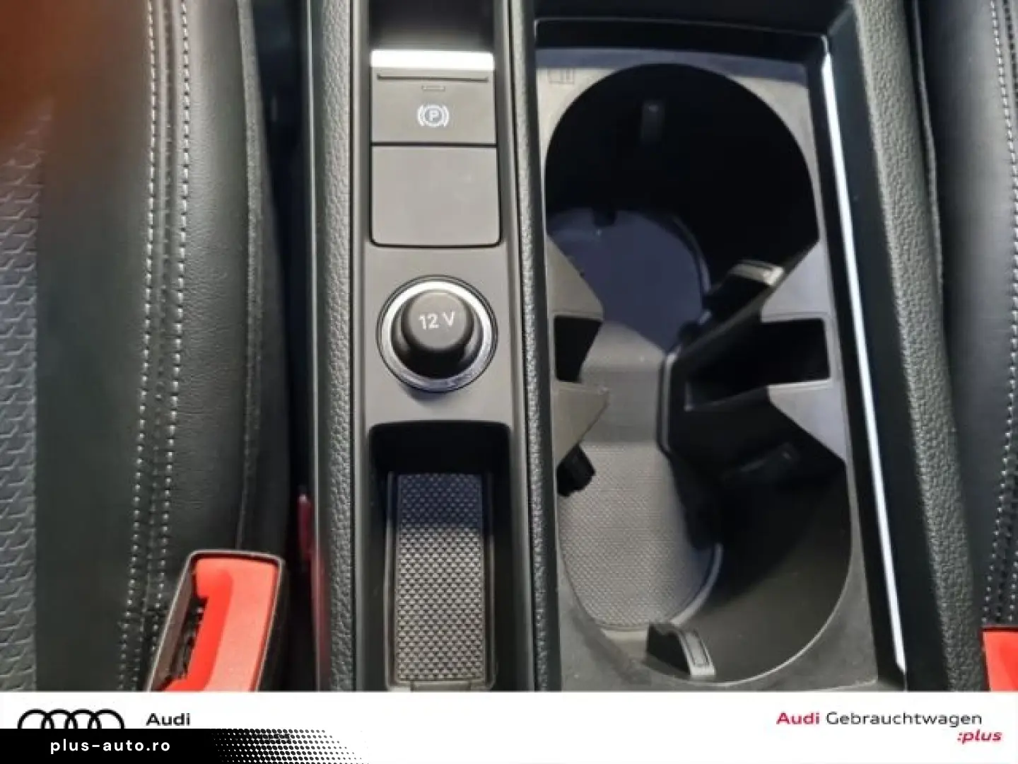 AUDI Q3 S-Line 45 TFSIe ACC AHK MATRIX-LED CARPLAY