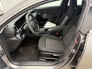 MERCEDES-BENZ CLA 200 d BLIS Key Lane Navi AUT Park-&hellip;