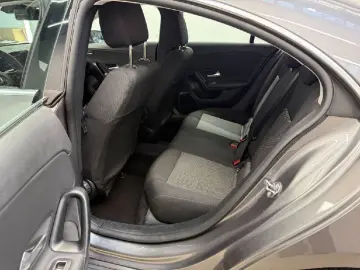 MERCEDES-BENZ CLA 200 d BLIS Key Lane Navi AUT Park-&hellip;