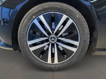 MERCEDES-BENZ CLA 180 d Coupe MBUX LED Navi AUT PTS SHZ