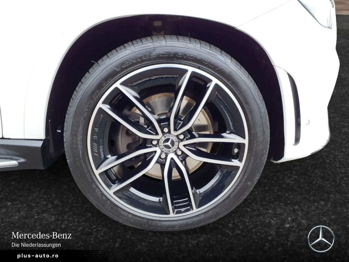 MERCEDES-BENZ GLE 400 d 4M Cp AMG Pano 22  Dist Airm&hellip;