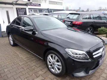 MERCEDES-BENZ C 200 d Automatik PANORAMDACH LED PDC SHZ