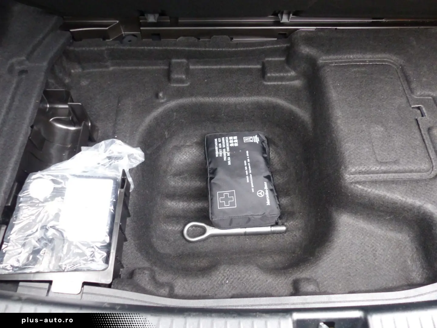 MERCEDES-BENZ C 200 d Automatik PANORAMDACH LED PDC SHZ