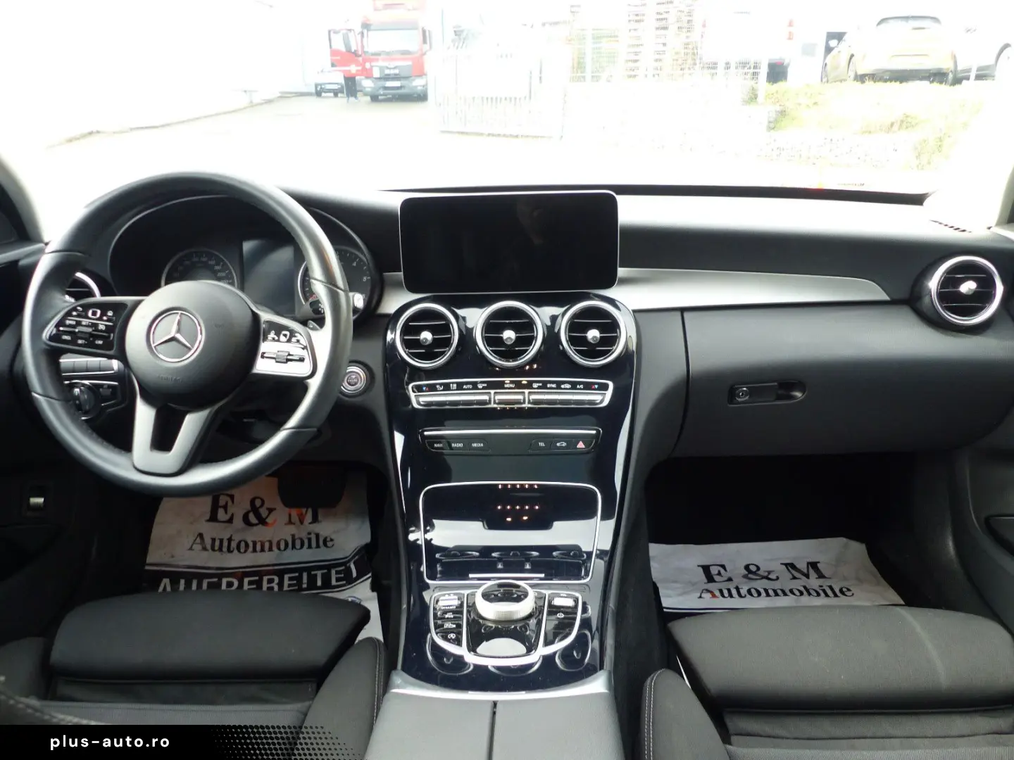 MERCEDES-BENZ C 200 d Automatik PANORAMDACH LED PDC SHZ