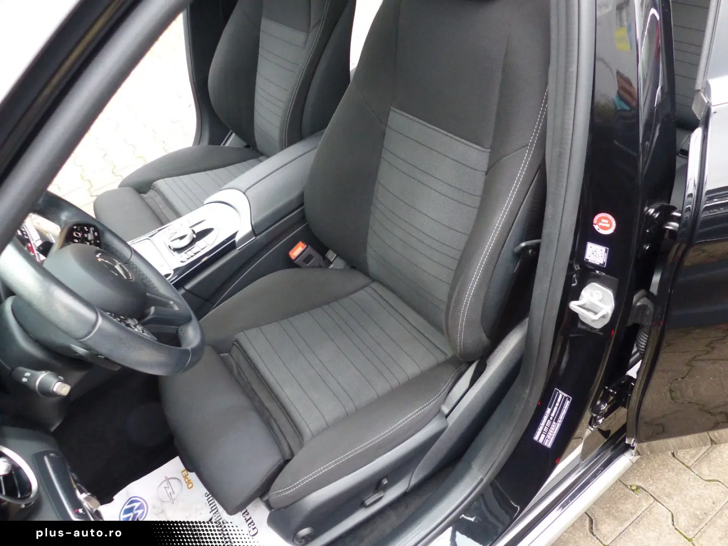 MERCEDES-BENZ C 200 d Automatik PANORAMDACH LED PDC SHZ