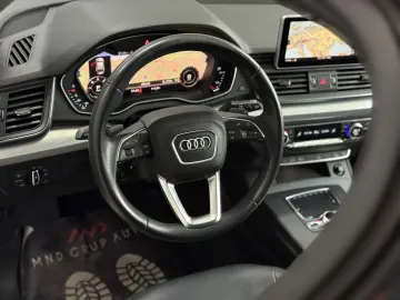 Audi Q5 2.0 TDI quattro Design Luxe