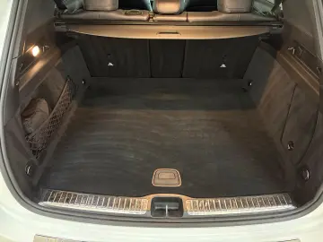 MERCEDES-BENZ GLE 400 d 4M AMG Pano Distr LED Night &hellip;