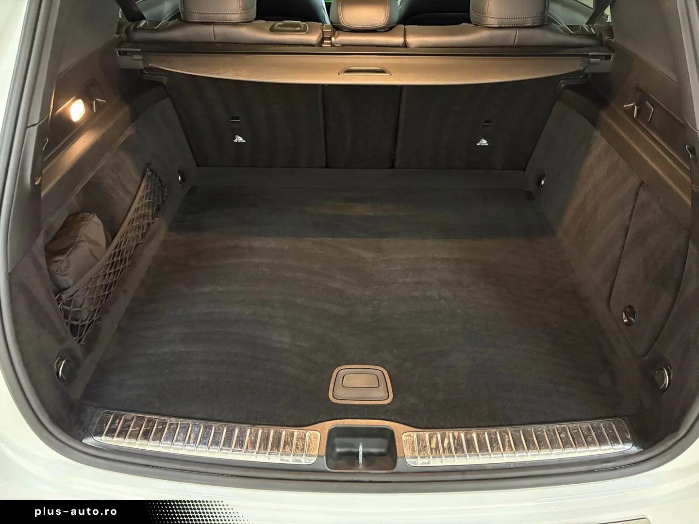 MERCEDES-BENZ GLE 400 d 4M AMG Pano Distr LED Night &hellip;