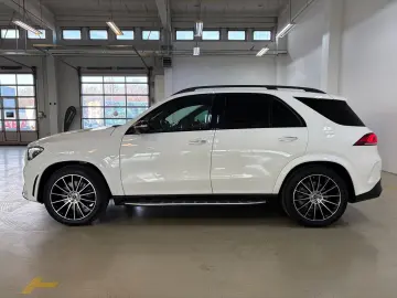 MERCEDES-BENZ GLE 400 d 4M AMG Pano Distr LED Night &hellip;