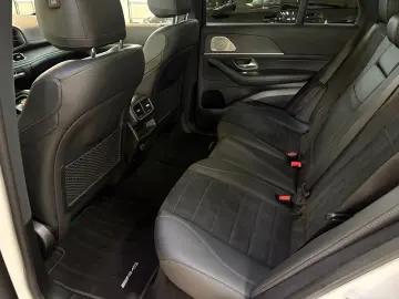 MERCEDES-BENZ GLE 400 d 4M AMG Pano Distr LED Night &hellip;