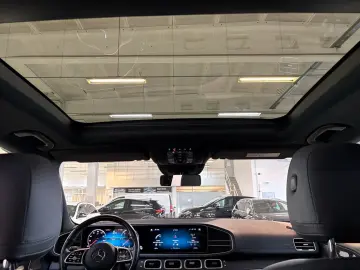 MERCEDES-BENZ GLE 400 d 4M AMG Pano Distr LED Night &hellip;