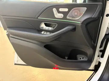 MERCEDES-BENZ GLE 400 d 4M AMG Pano Distr LED Night &hellip;