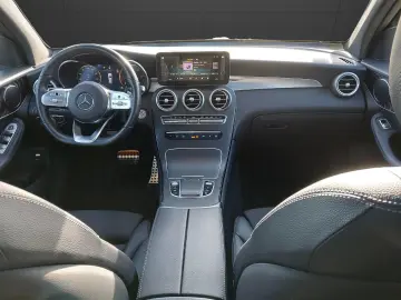 Mercedes-Benz GLC 220 d 4MATIC 9G-TRONIC  AMG Line