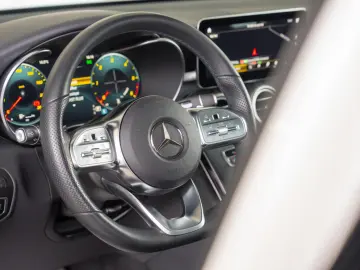 Mercedes-Benz GLC 220 d 4MATIC 9G-TRONIC  AMG Line