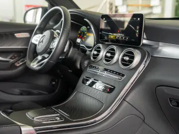 Mercedes-Benz GLC 220 d 4MATIC 9G-TRONIC  AMG Line