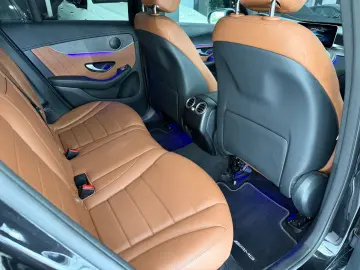 MERCEDES-BENZ GLC 220d 4M Coupe AMG KAM MBEAM CARPLAY AHK