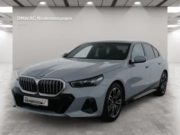 BMW 520d xDrive Lim. M Sport Dr.Assist  AHK Kamera