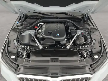 BMW 520d xDrive Lim. M Sport Dr.Assist  AHK Kamera