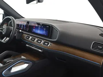 MERCEDES-BENZ GLE 450 4M AMG Night Distronic 22 Zoll Memory
