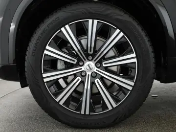 VOLVO XC90 B5 AWD Core