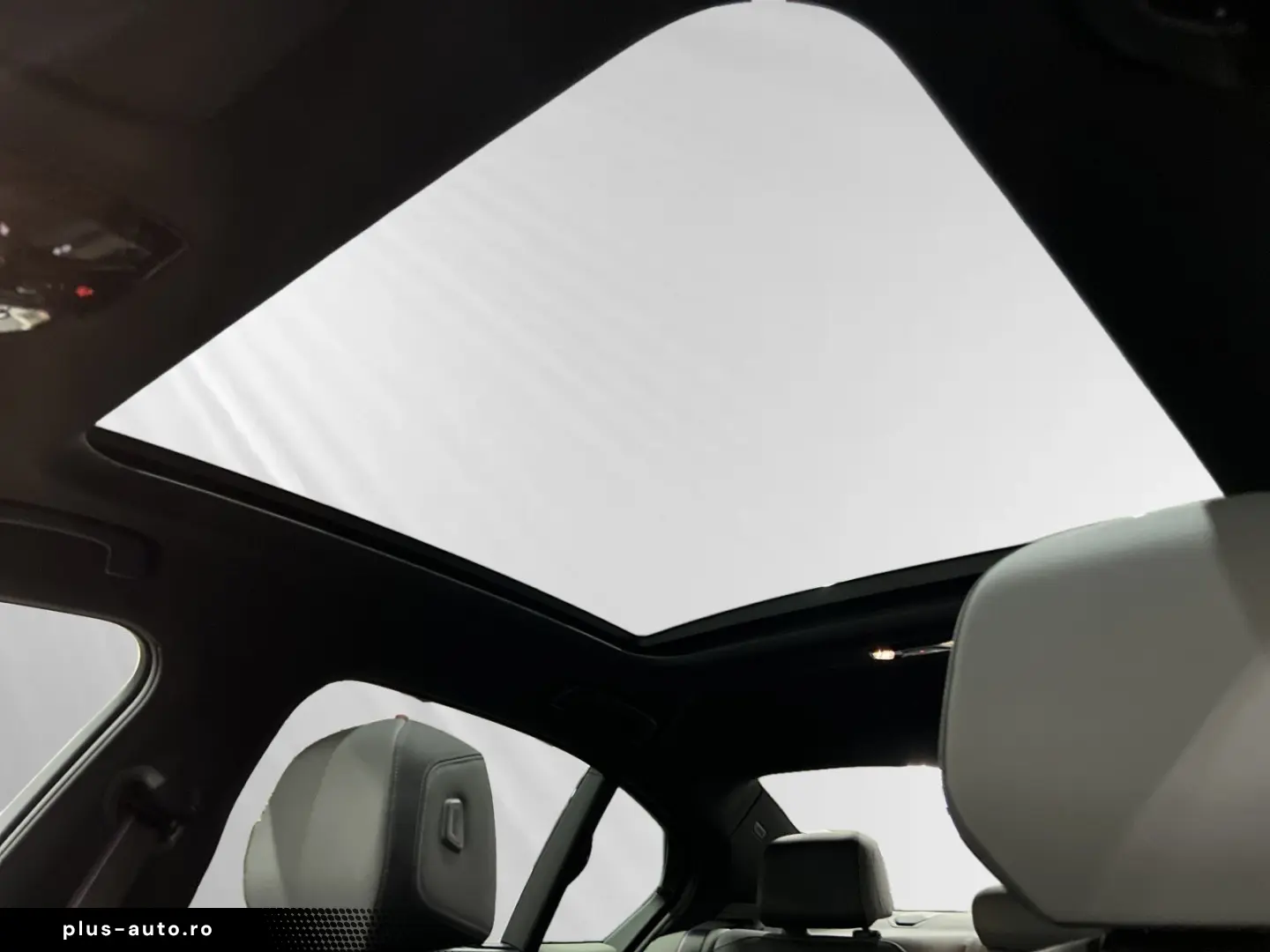 BMW 530e xDrive M Sport Pro AHK Pano B&W