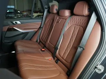 BMW X5  M50d XDRIVE HUD AIR-SUSP