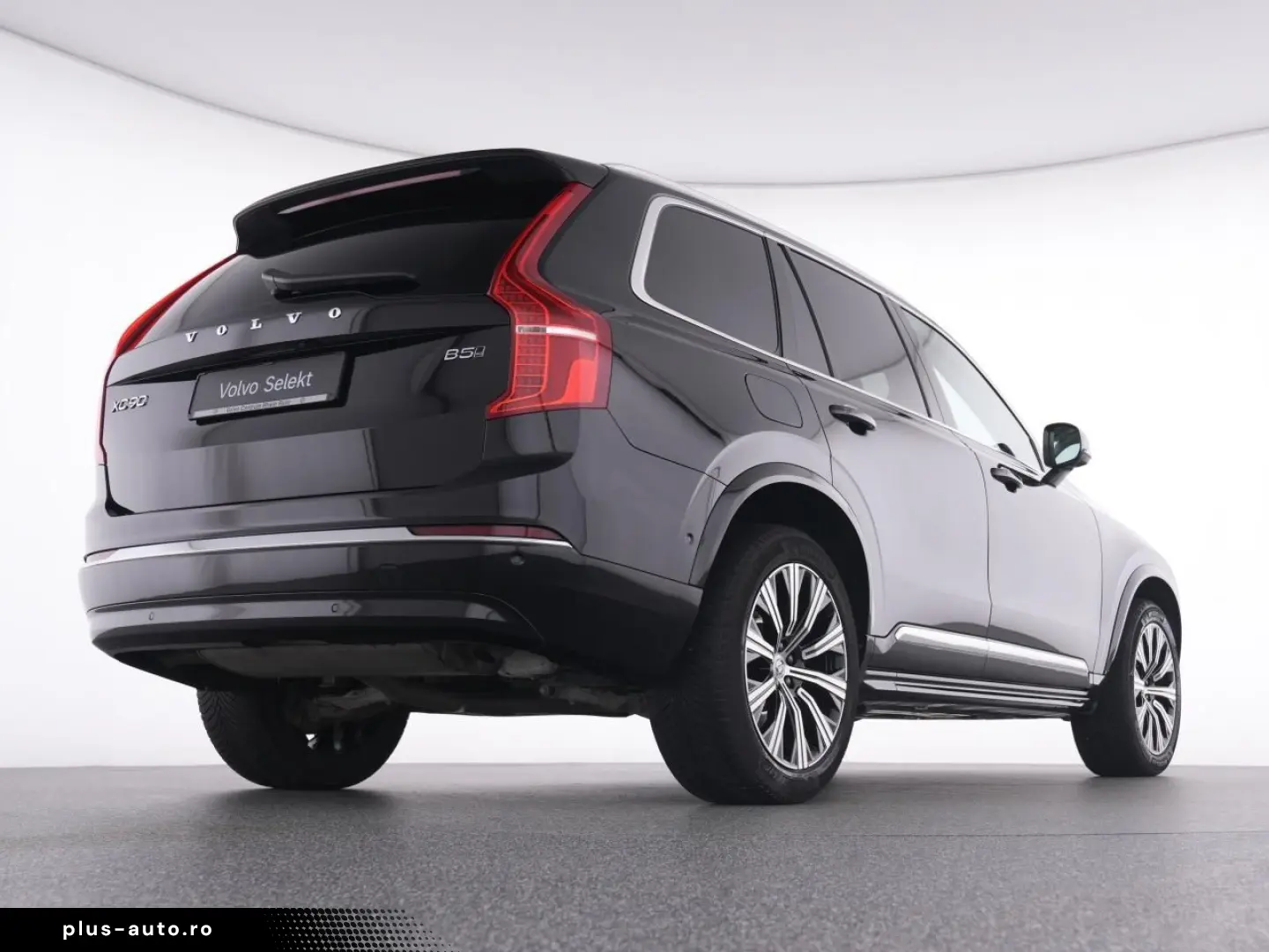 VOLVO XC90 B5 AWD PLUS BRIGHT