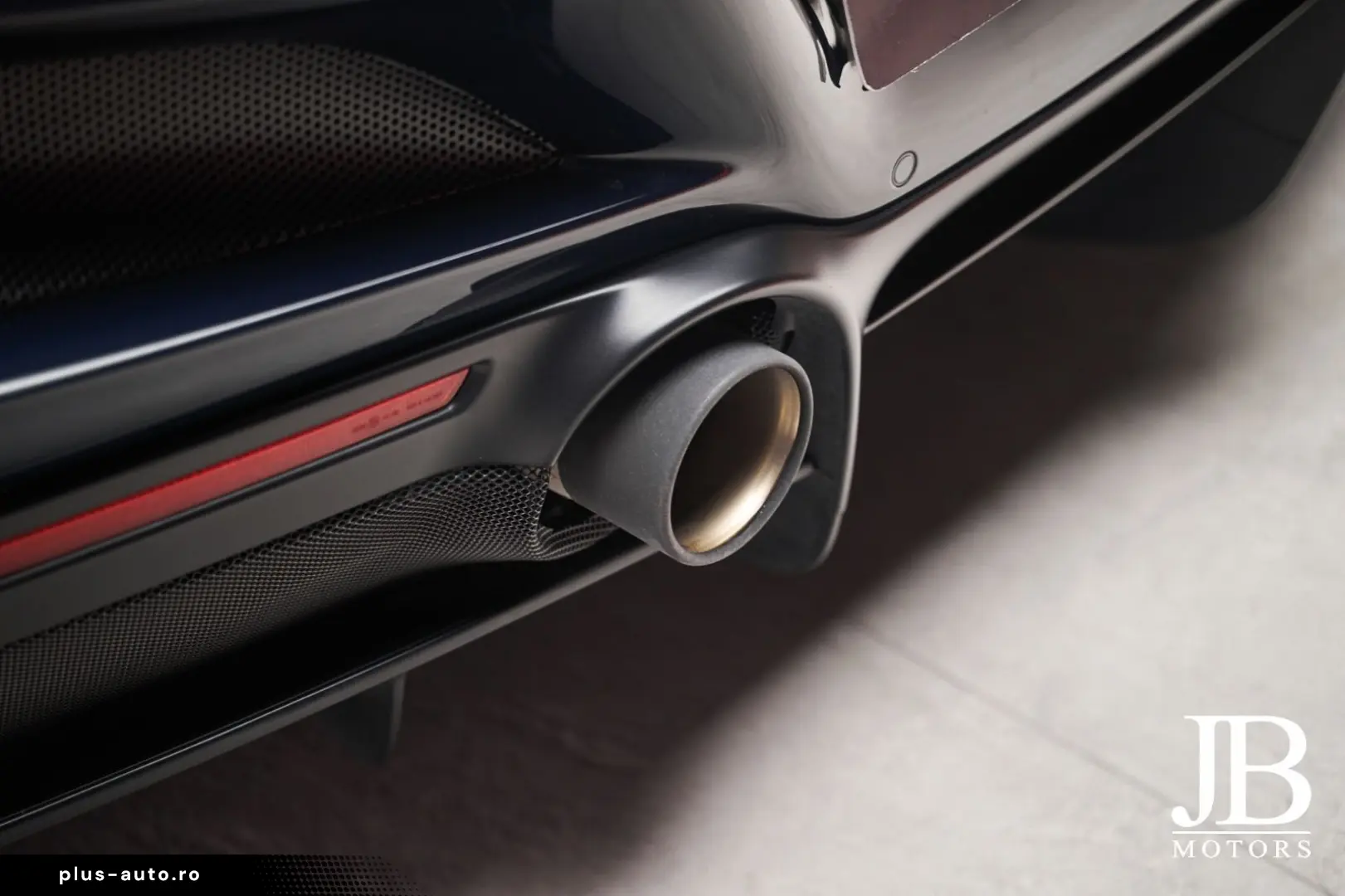 FERRARI F8 Spider Blu Pozzi Lift Racing Seats Scuderia