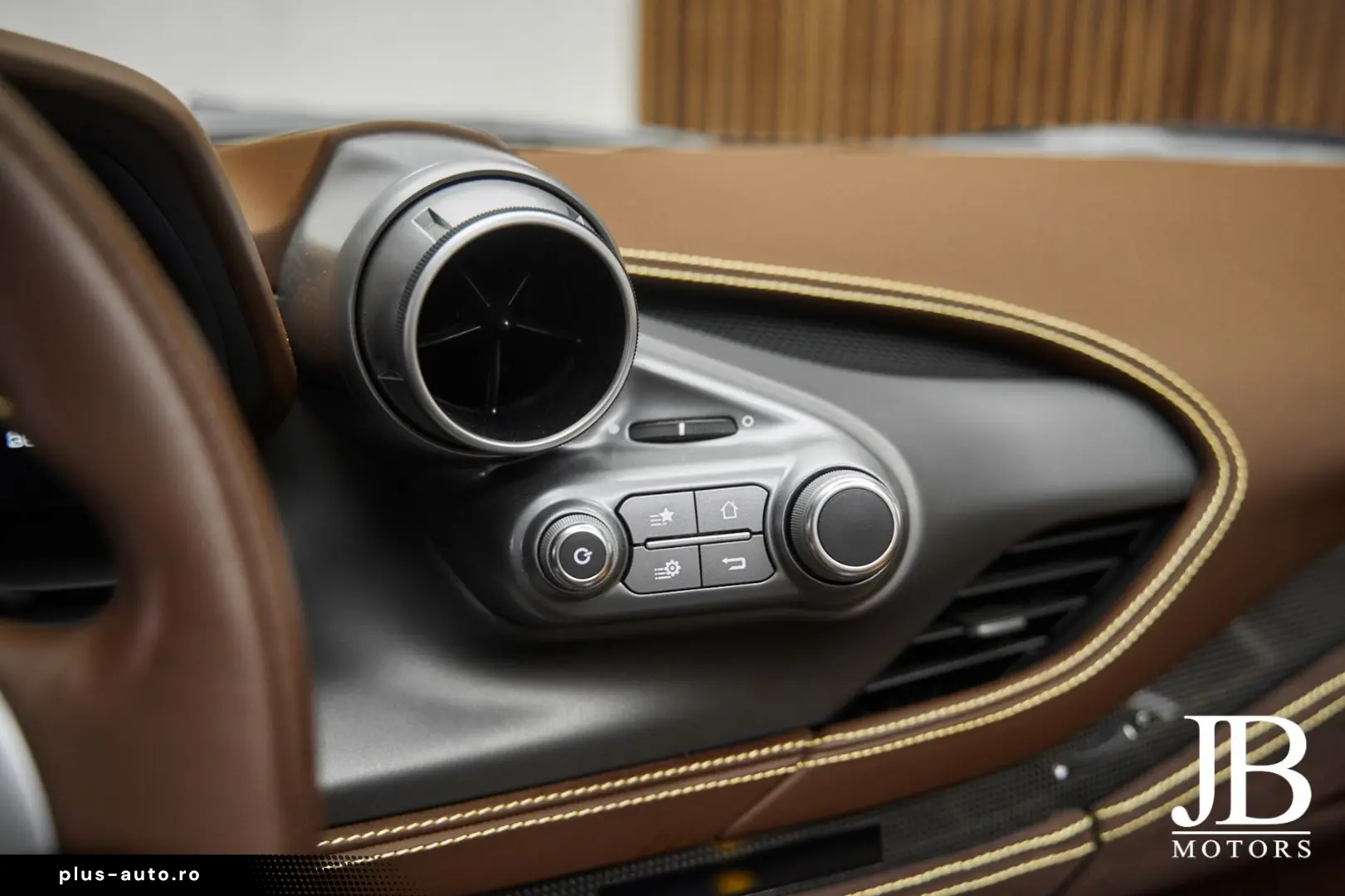 FERRARI F8 Spider Blu Pozzi Lift Racing Seats Scuderia