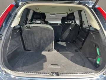 VOLVO XC90 T8 AWD Plug-in Core