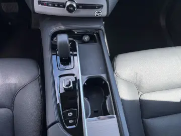 VOLVO XC90 T8 AWD Plug-in Core